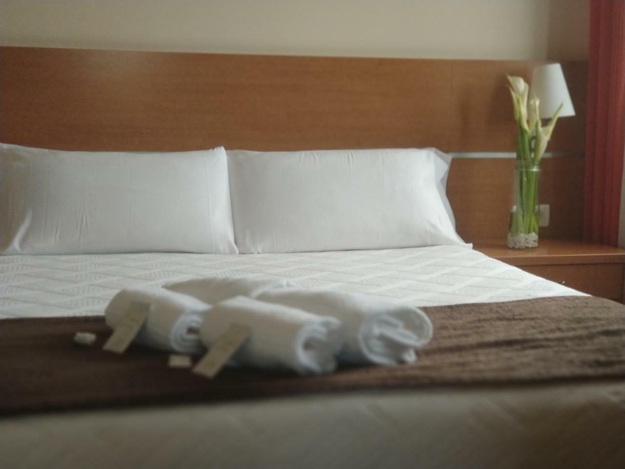 Hotel Avion By Bossh Hotels Vigo Exterior photo